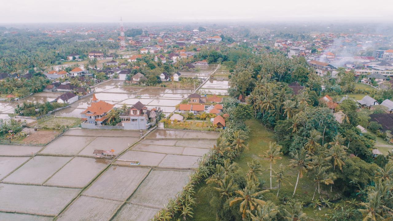 Ume Sri Villas Ubud Exterior photo